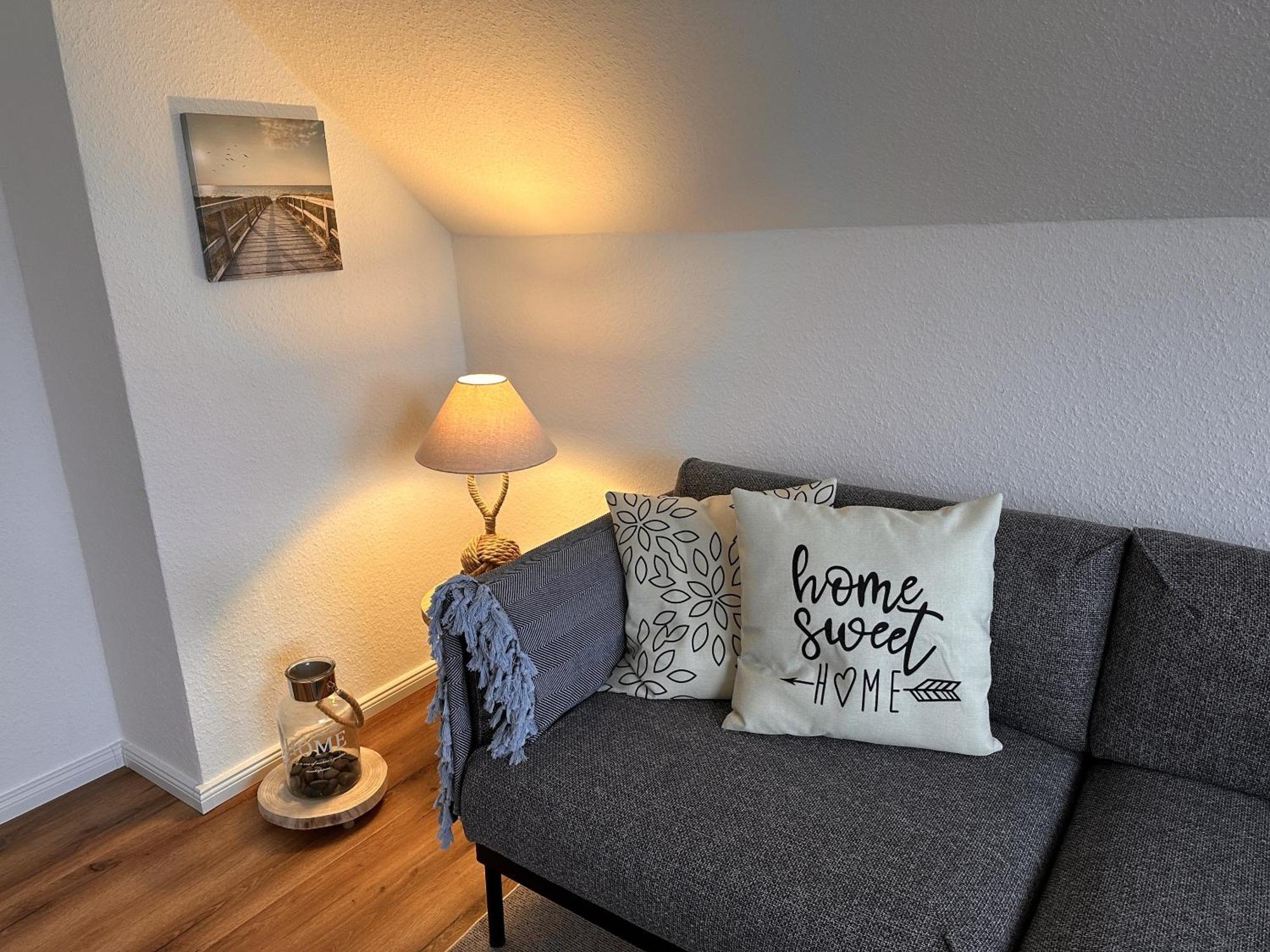 Ferienwohnung Deichblick Emden Luaran gambar
